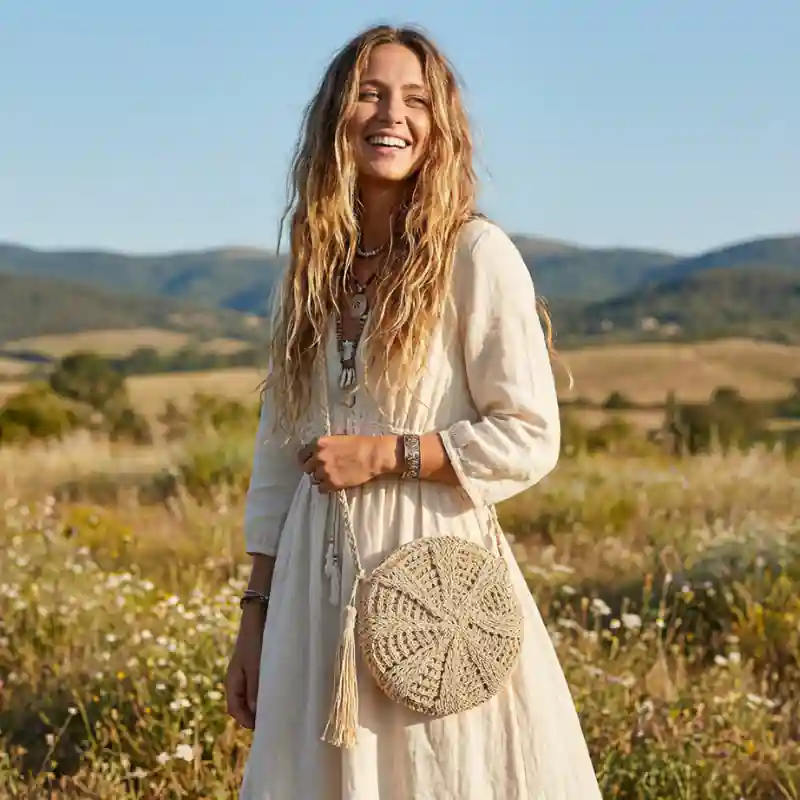 Woven Straw Crossbody Bag - Image 3